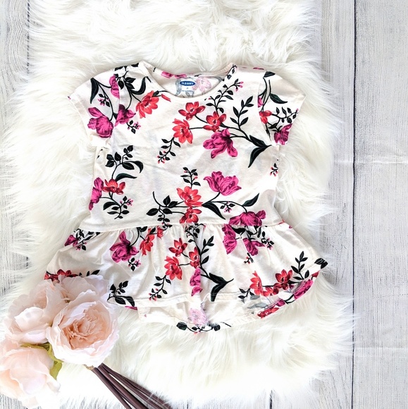 Old Navy Other - [3 for $15] 3T Old Navy Flower Print Shirt